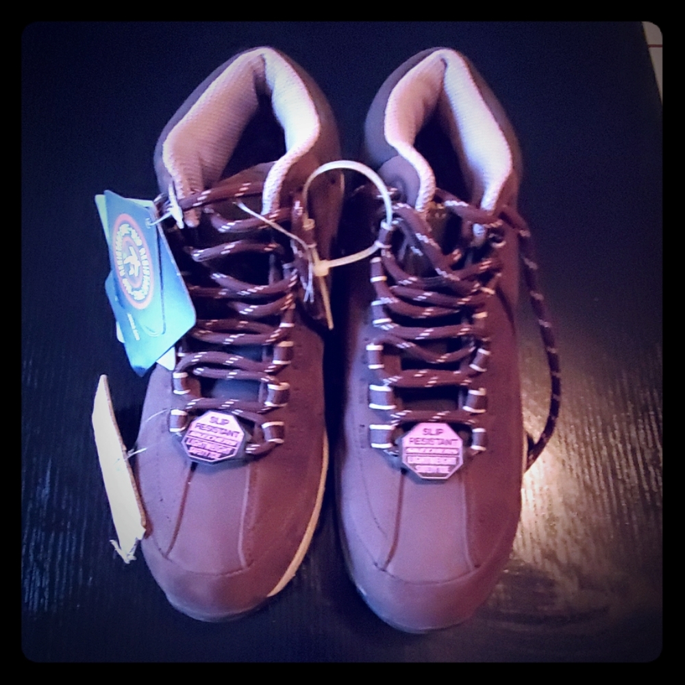 Sketchers Slip resistant shoes